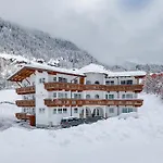 Appartementhaus Kathrin Апартаменти Зельден